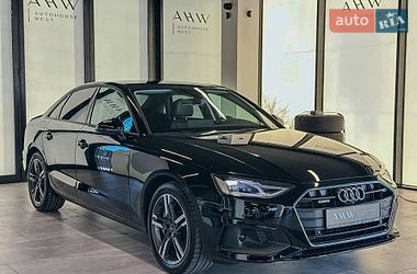 Седан Audi A4 2021 в Львове