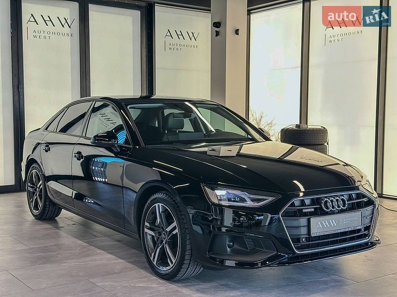 Седан Audi A4 2021 в Львове