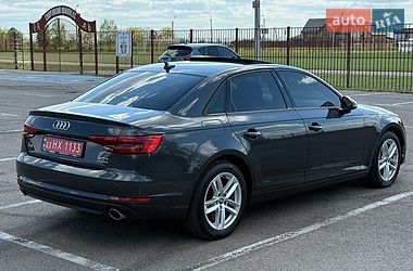 Седан Audi A4 2017 в Луцке