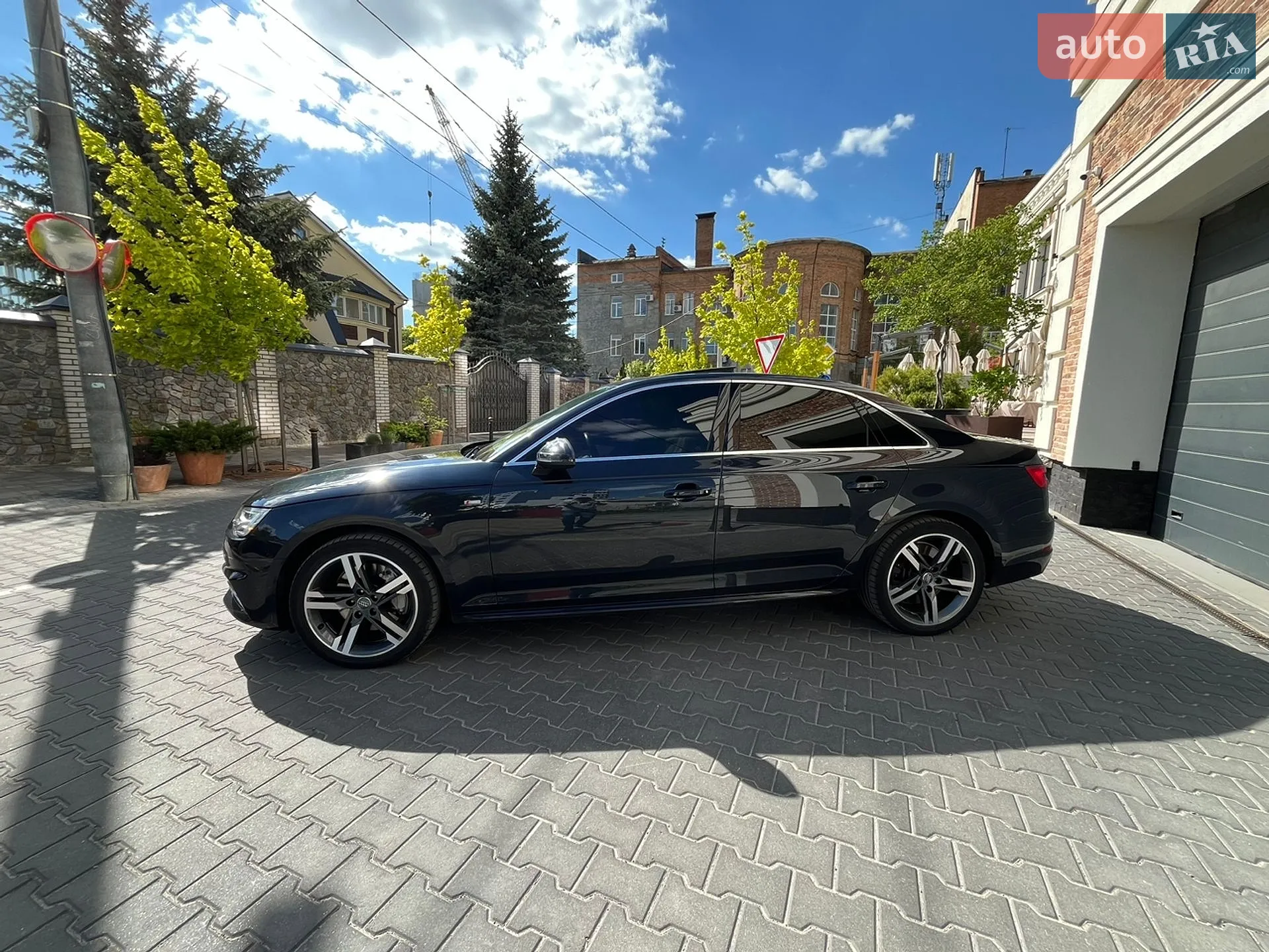 2017 Audi A4 - мініатюра 2