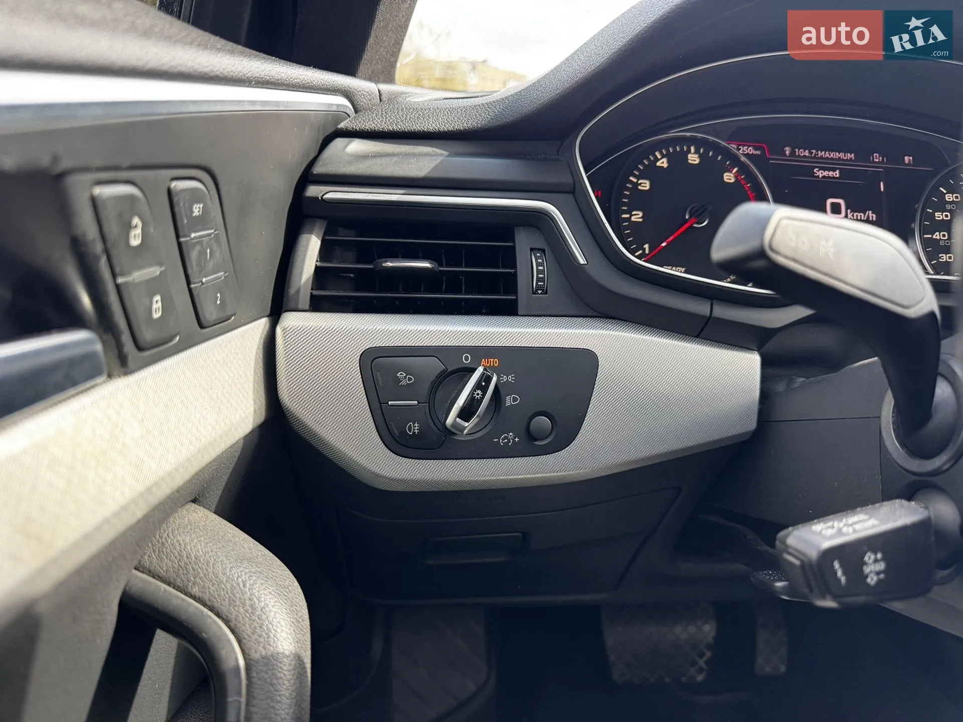 2016 Audi A4 - мініатюра 21