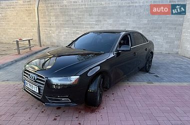 Седан Audi A4 2013 в Ровно