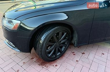 Седан Audi A4 2013 в Ровно
