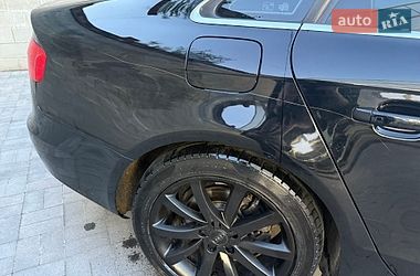 Седан Audi A4 2013 в Ровно