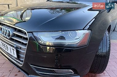 Седан Audi A4 2013 в Ровно