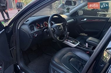 Седан Audi A4 2013 в Ровно