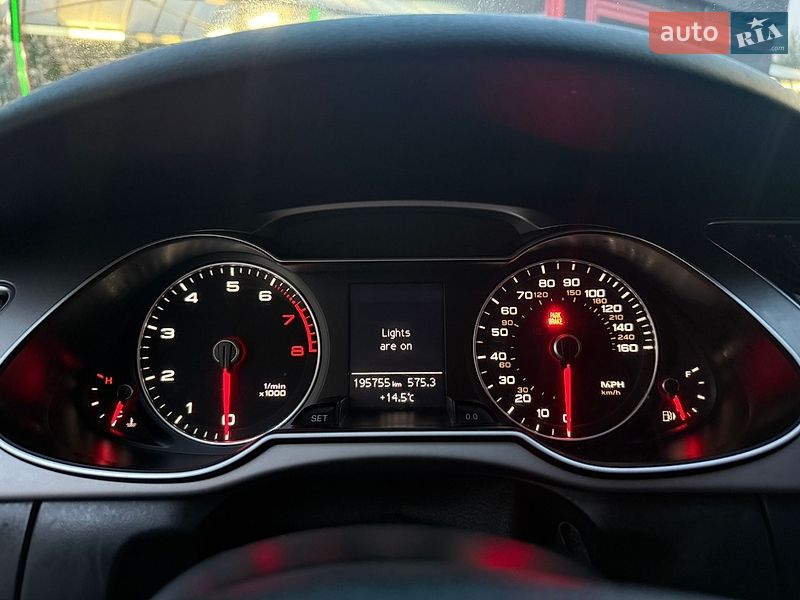 Седан Audi A4 2013 в Ровно