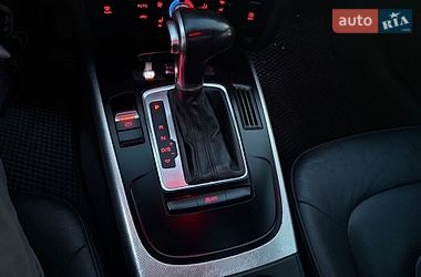 Седан Audi A4 2013 в Ровно