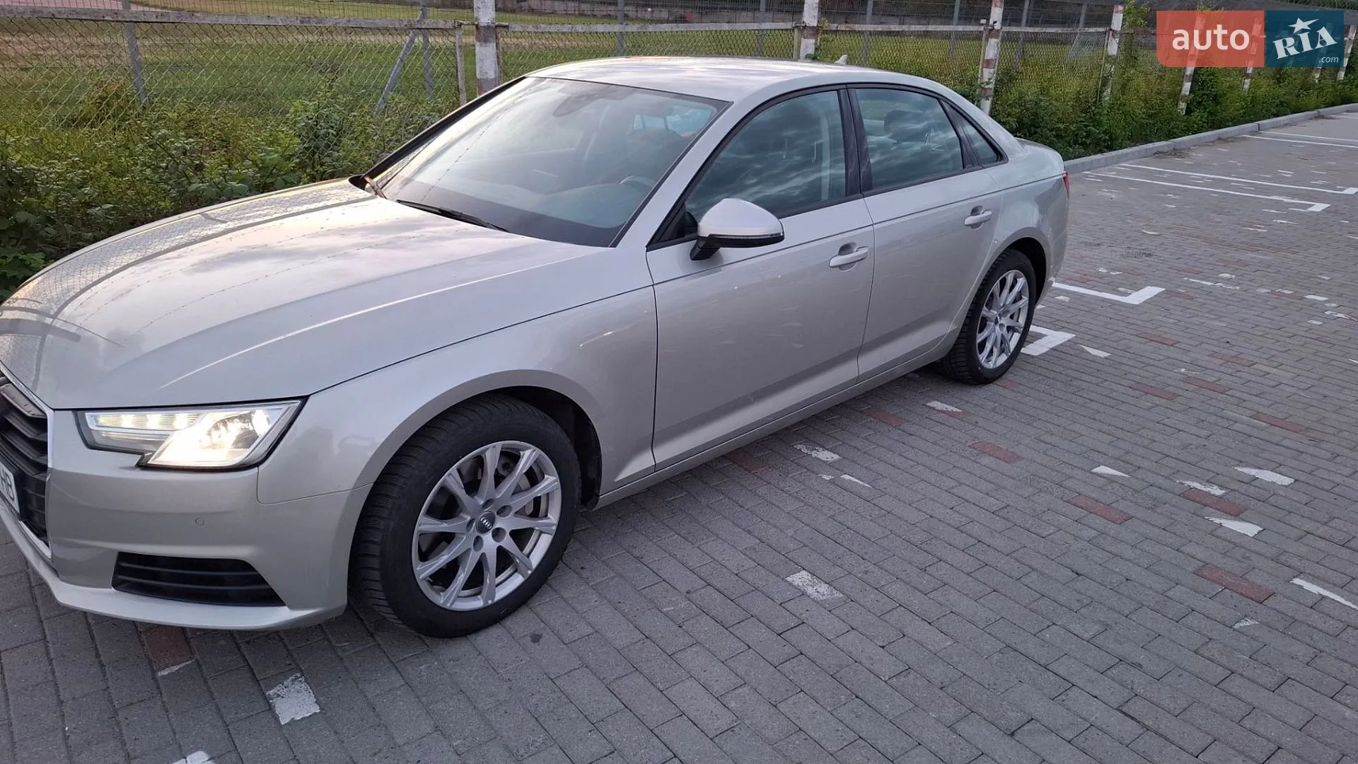 2016 Audi A4 - мініатюра 15