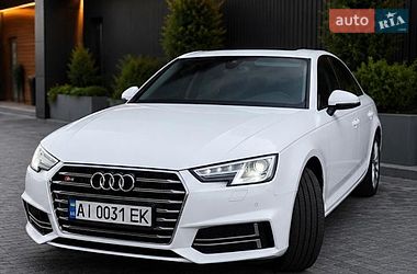 Седан Audi A4 2016 в Києві