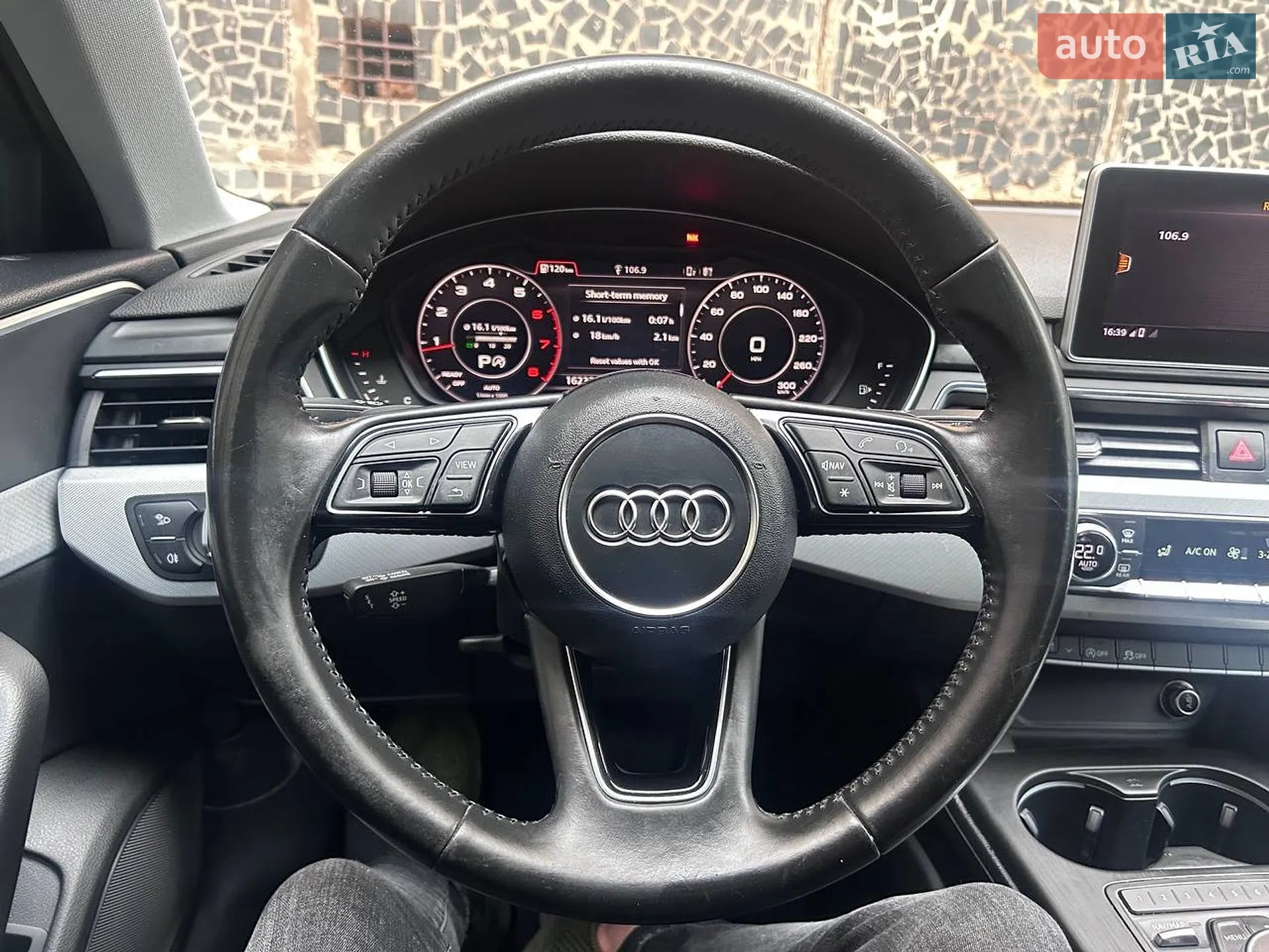 2016 Audi A4 - мініатюра 13