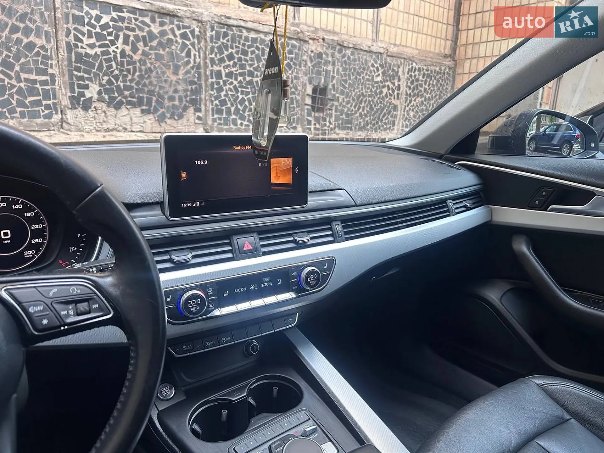 2016 Audi A4 - мініатюра 15