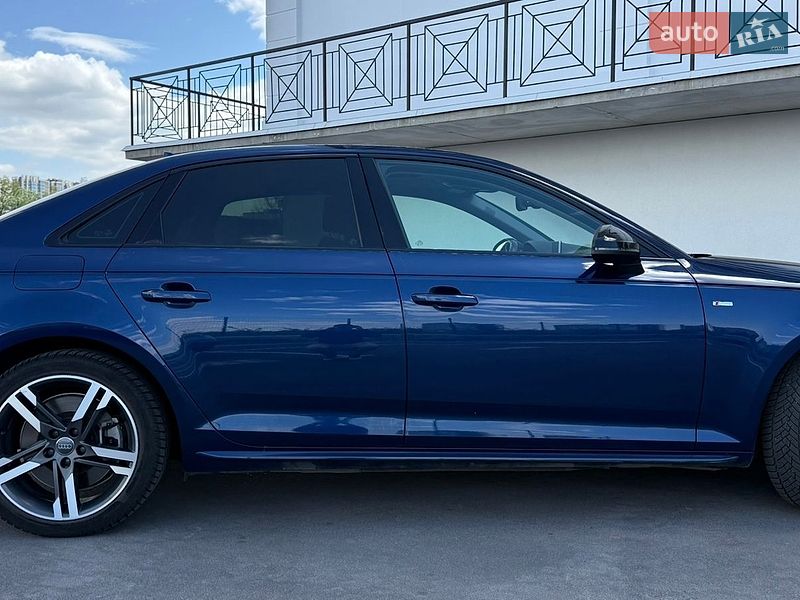 Седан Audi A4 2017 в Києві