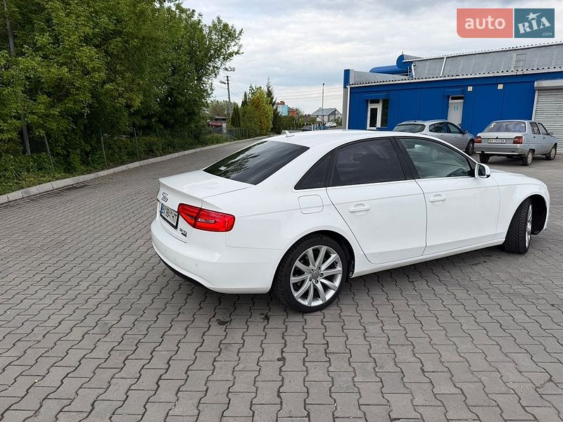 Седан Audi A4 2015 в Хмельницком