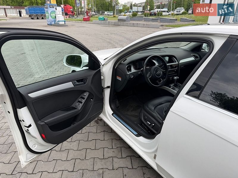 Седан Audi A4 2015 в Хмельницком