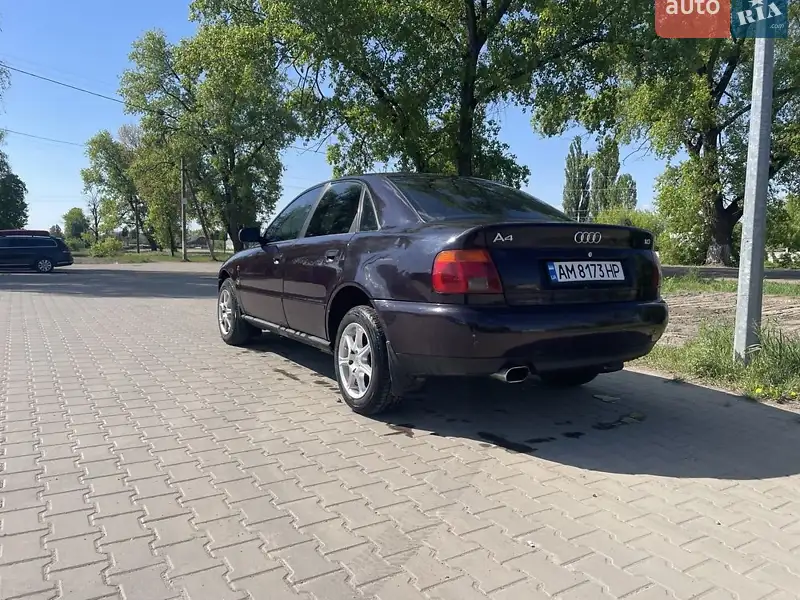Audi A4 1996 VIN WAUZZZ8DZTA063067 фото оголошення 5 з 34
