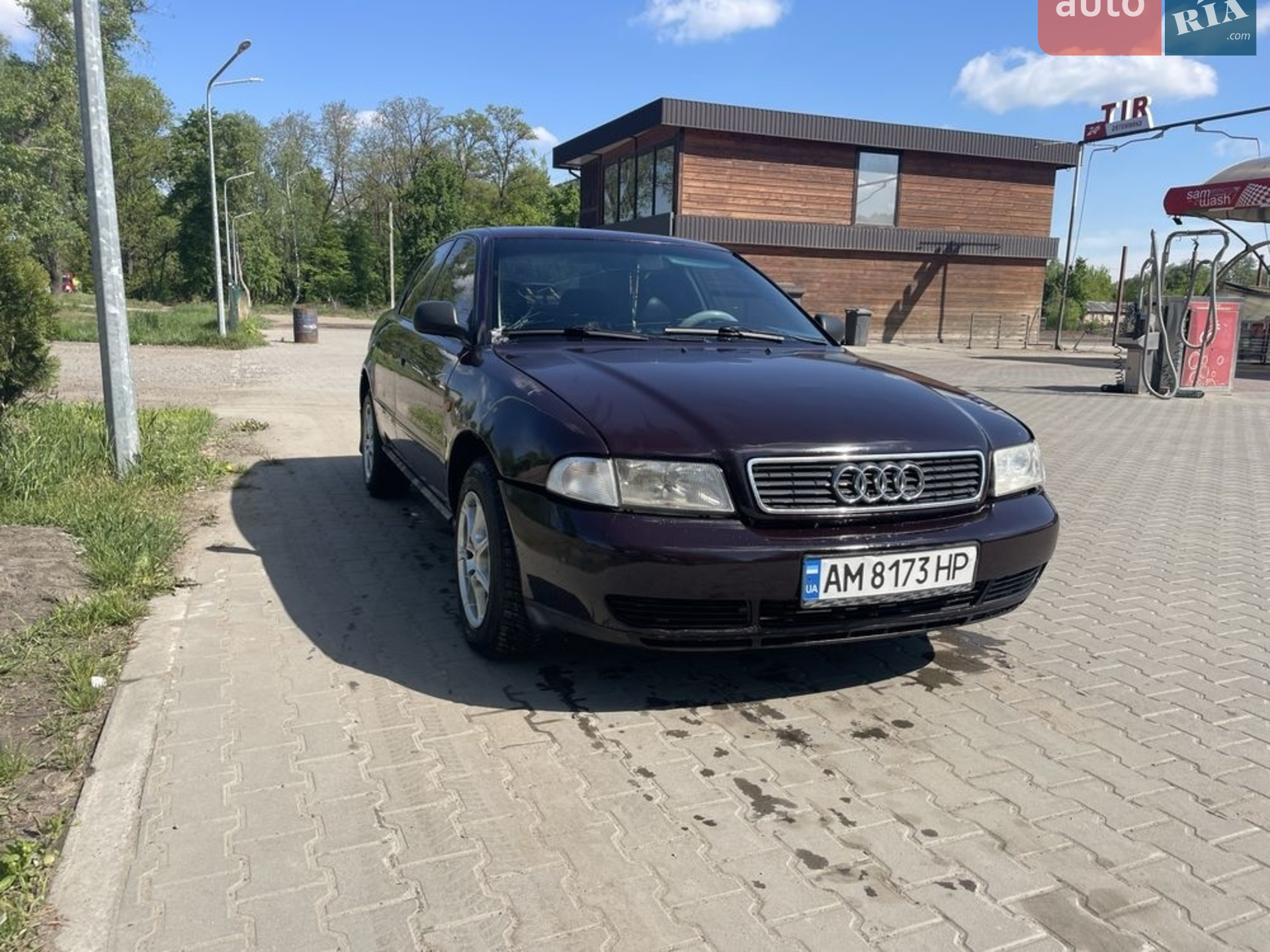 Audi A4 1996 VIN WAUZZZ8DZTA063067 фото оголошення 3 з 5
