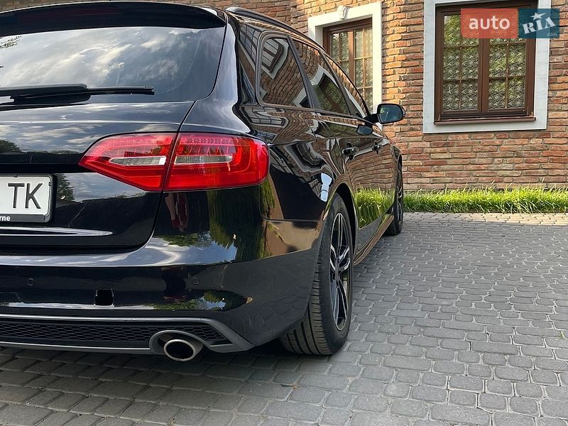 Универсал Audi A4 2012 в Львове