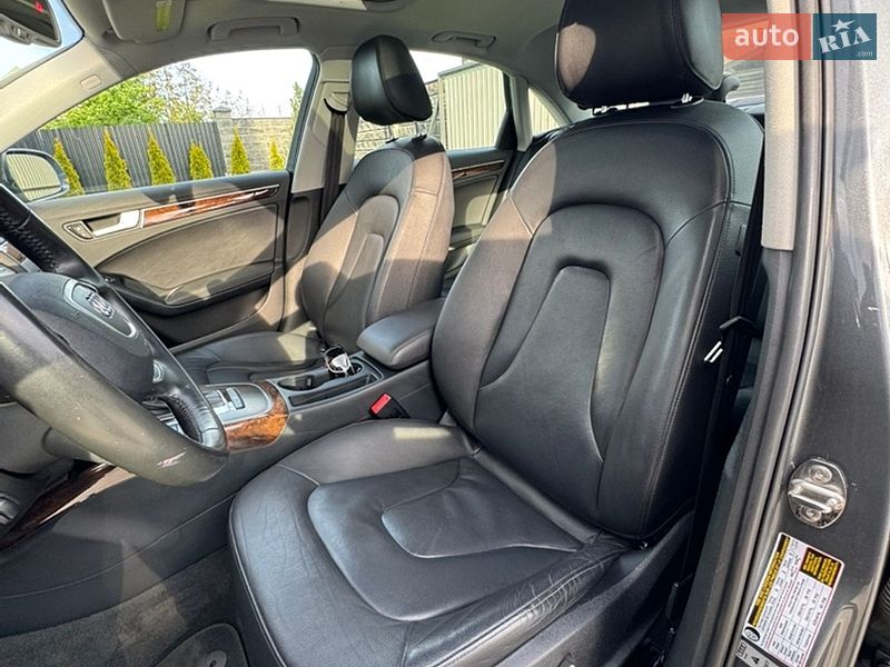 Седан Audi A4 2014 в Львове