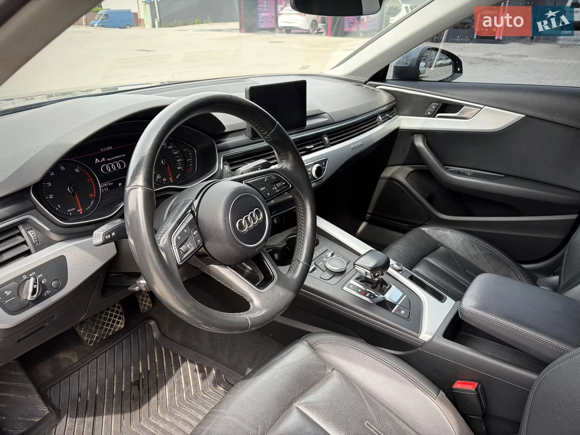 Audi A4 2017 VIN WAUDNAF47JA065150 фото оголошення 27 з 35