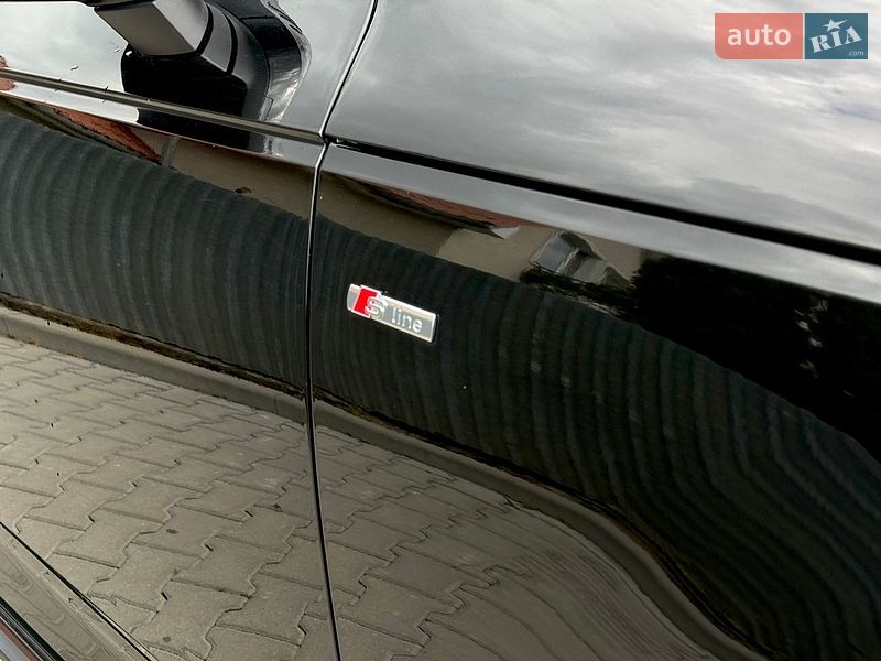 Седан Audi A4 2016 в Ужгороде