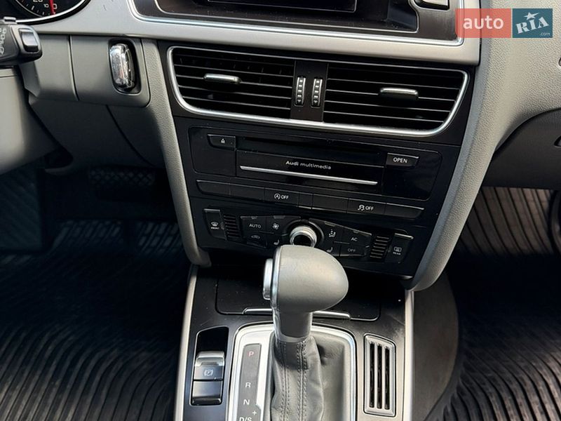 Универсал Audi A4 2012 в Ужгороде
