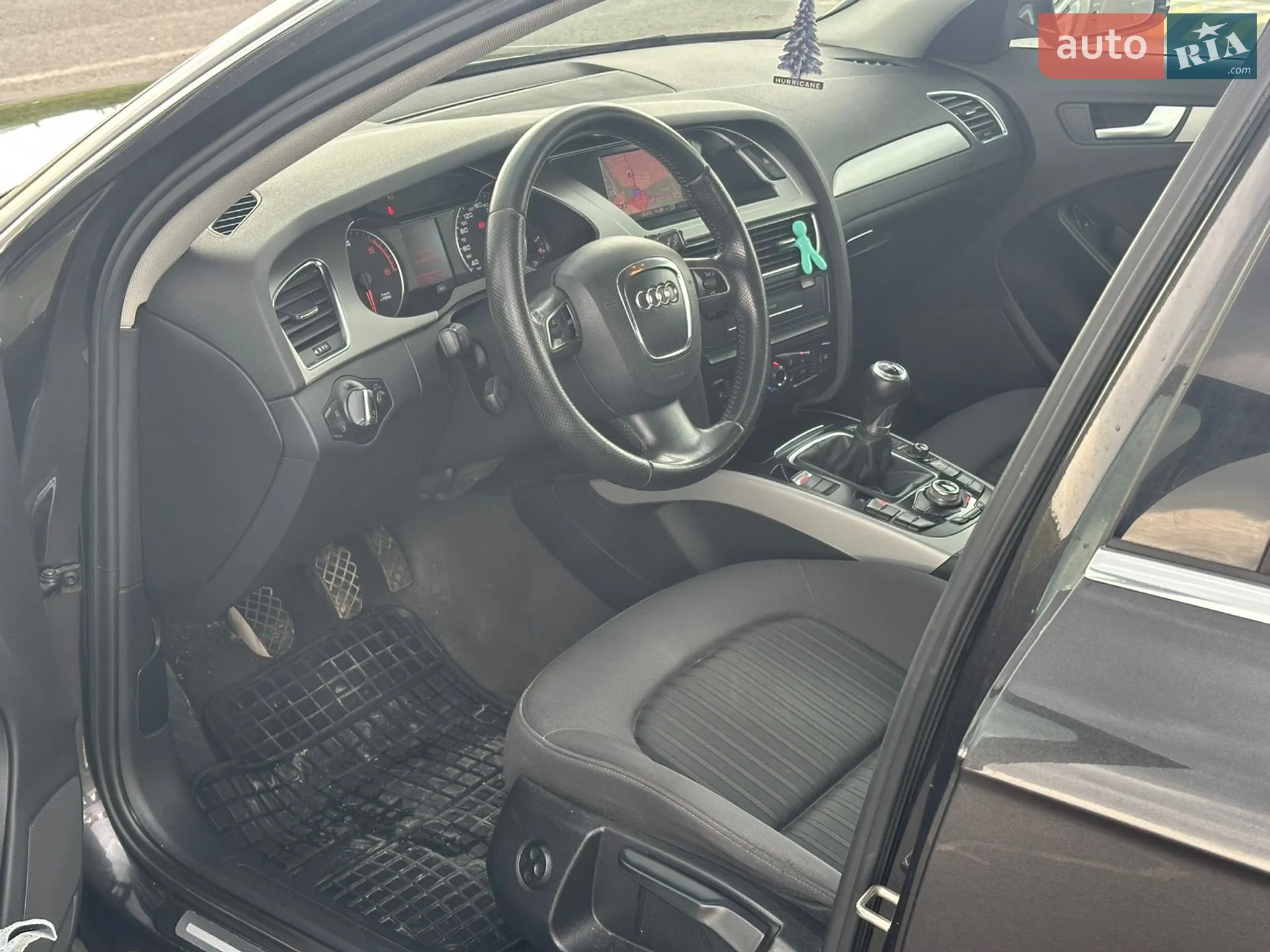 2010 Audi A4 - мініатюра 16