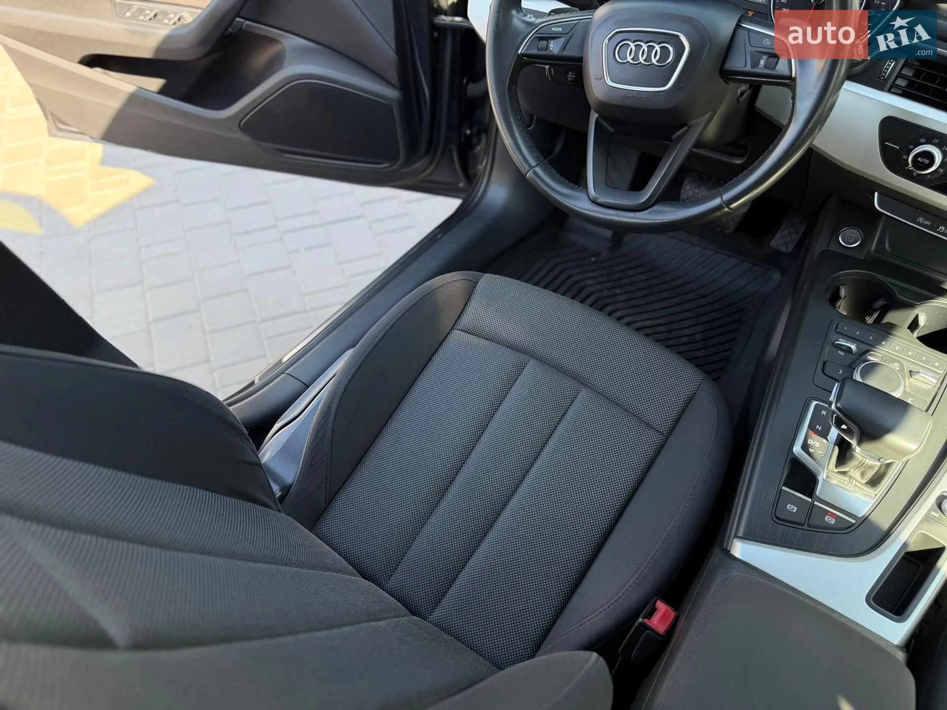 2017 Audi A4 - мініатюра 16