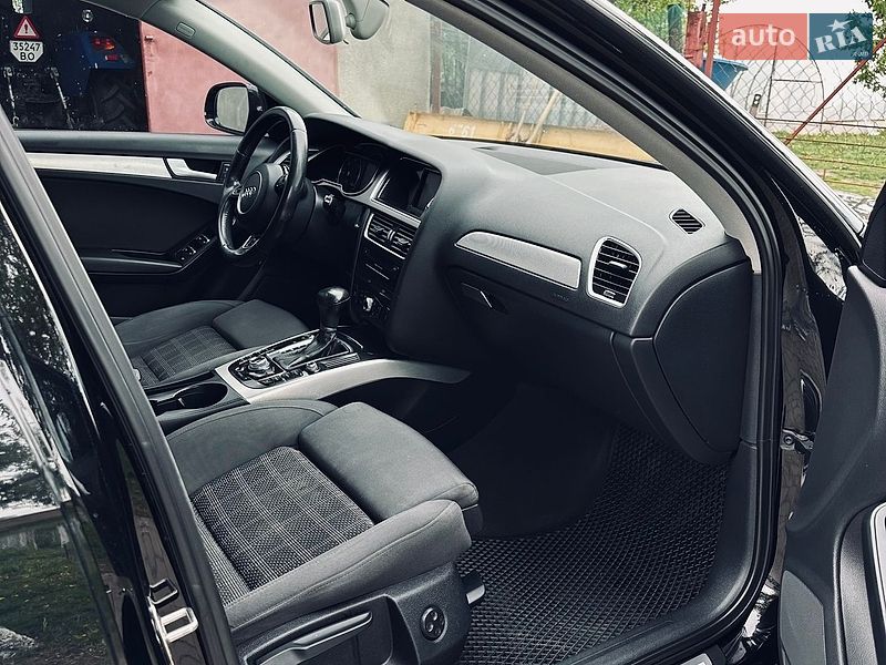 Седан Audi A4 2013 в Тернополе