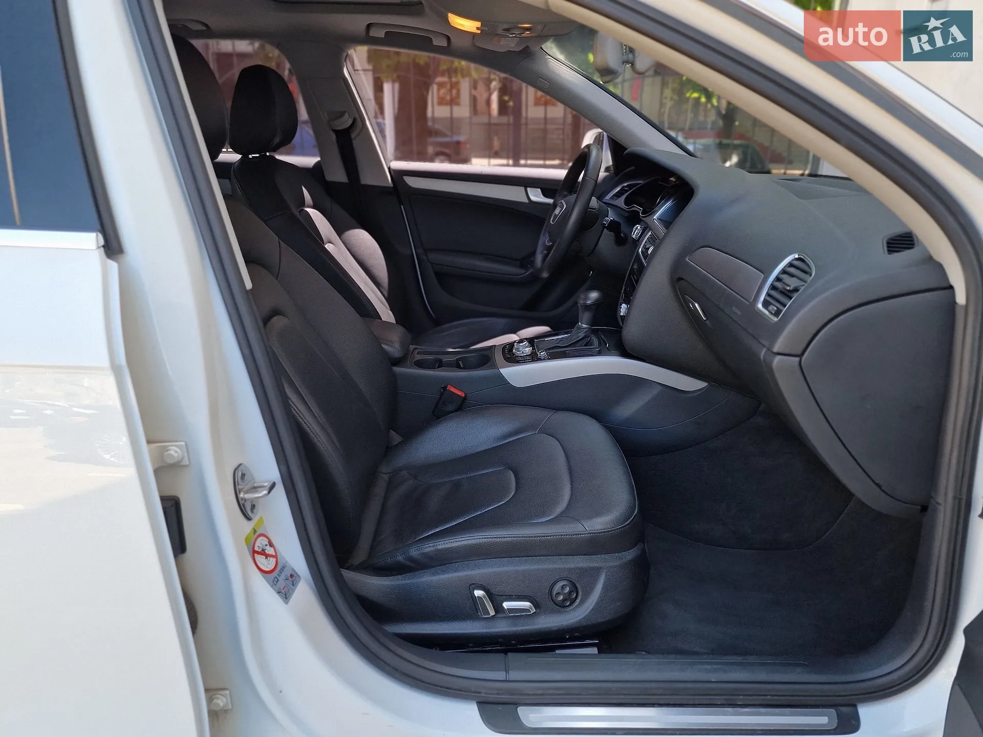 2013 Audi A4 - мініатюра 46