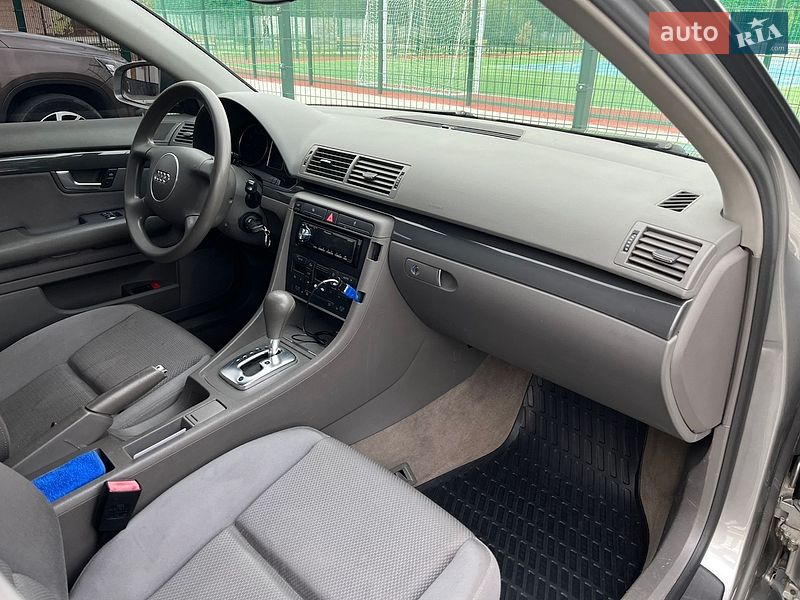 Седан Audi A4 2003 в Киеве