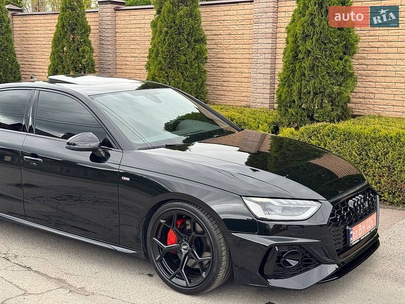Седан Audi A4 2021 в Виннице