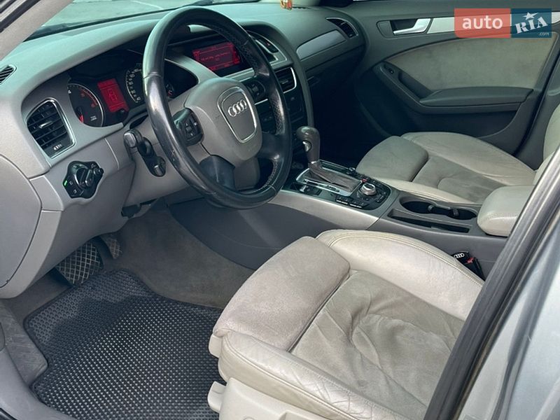 Седан Audi A4 2008 в Звягеле