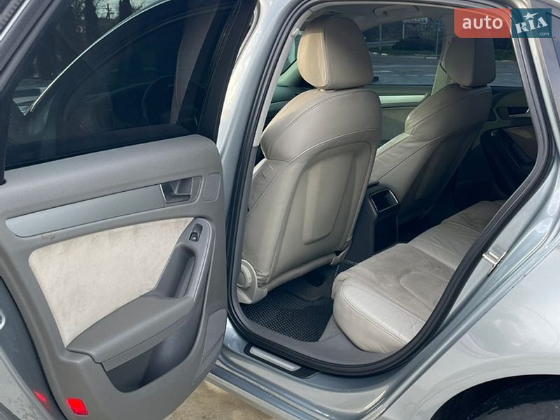 Седан Audi A4 2008 в Звягеле