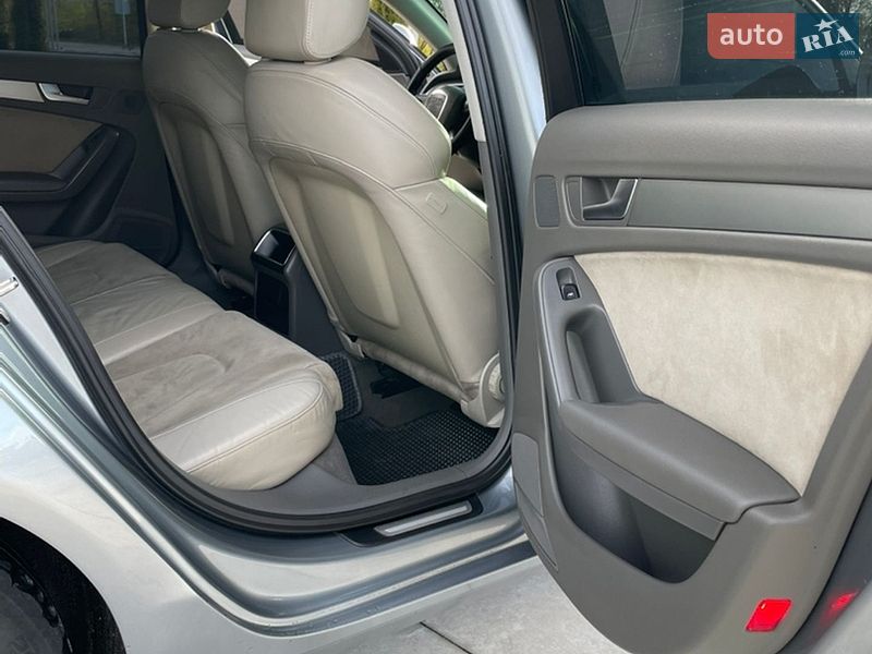 Седан Audi A4 2008 в Звягеле