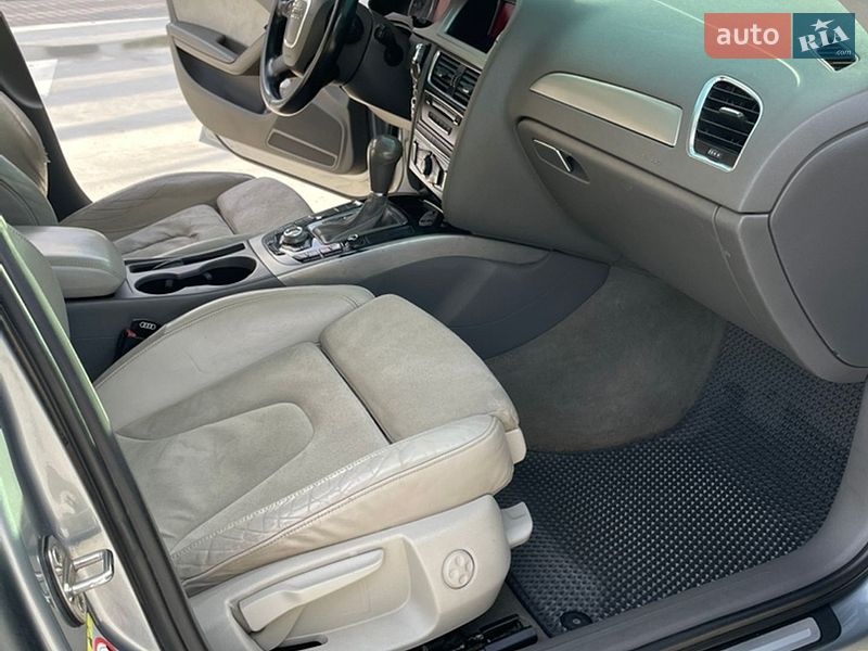 Седан Audi A4 2008 в Звягеле