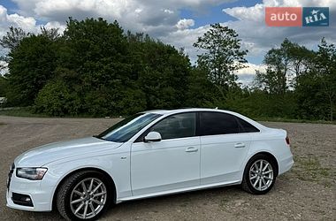 Седан Audi A4 2013 в Стрию