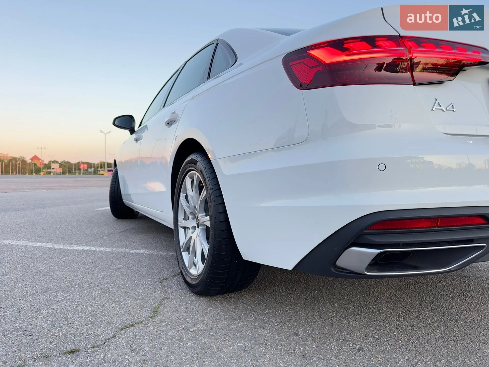 2022 Audi A4 - мініатюра 38