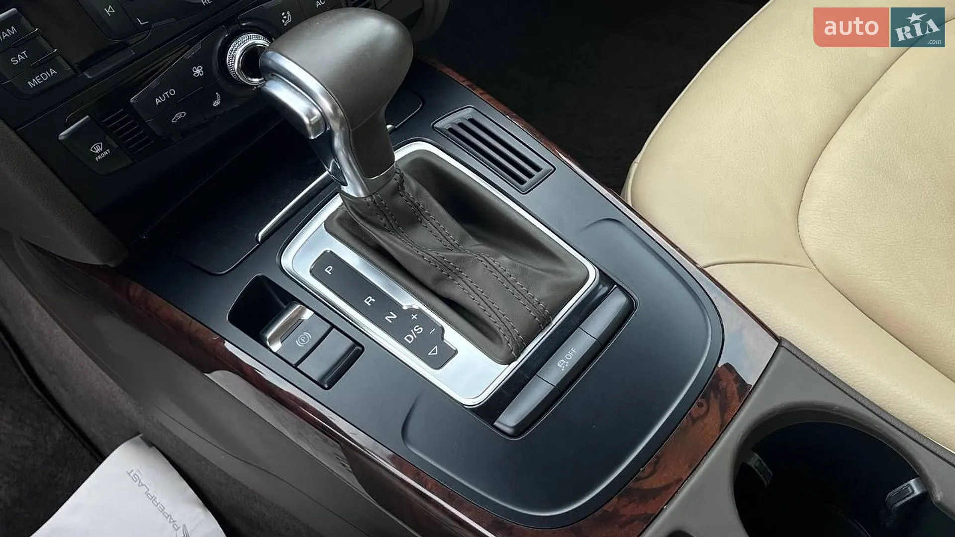 2012 Audi A4 - мініатюра 13