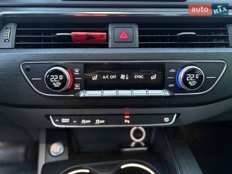 Седан Audi A4 2016 в Львове