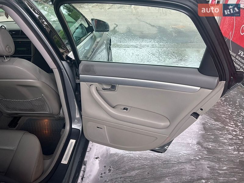 Седан Audi A4 2005 в Киеве