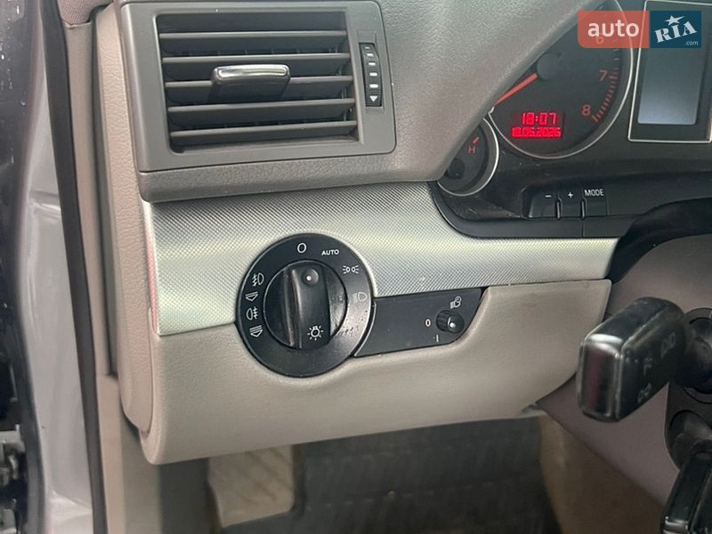 Седан Audi A4 2005 в Києві фото 15 Седан Audi A4 2005 в Києві