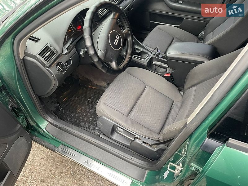 Седан Audi A4 2001 в Виннице