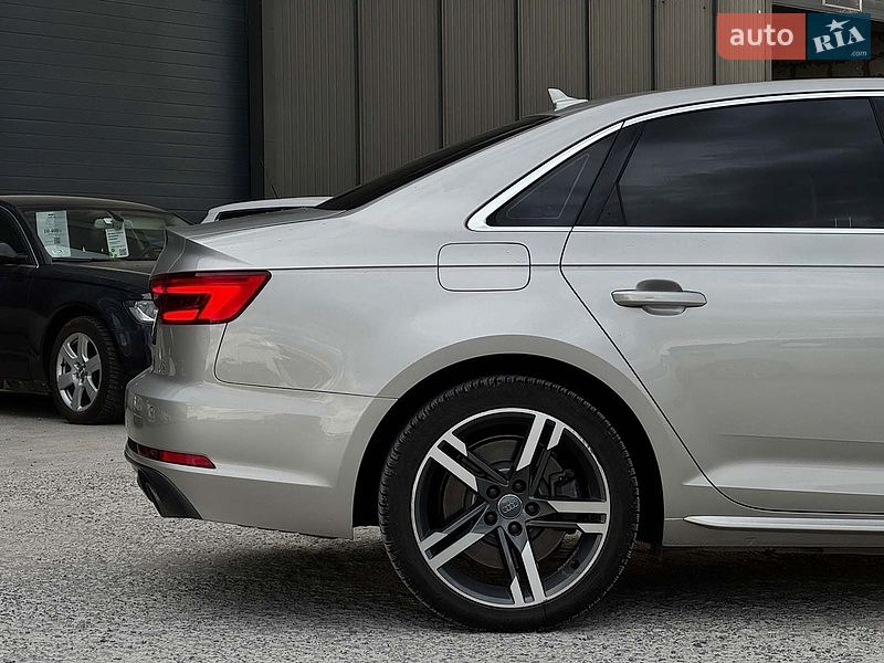 Седан Audi A4 2016 в Львове