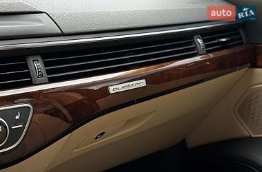 Седан Audi A4 2016 в Львове