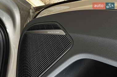 Седан Audi A4 2016 в Львове