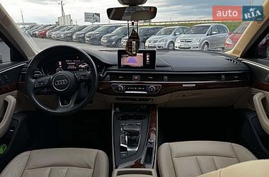 Седан Audi A4 2016 в Львове
