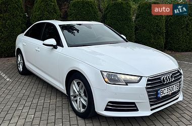 Седан Audi A4 2016 в Львові