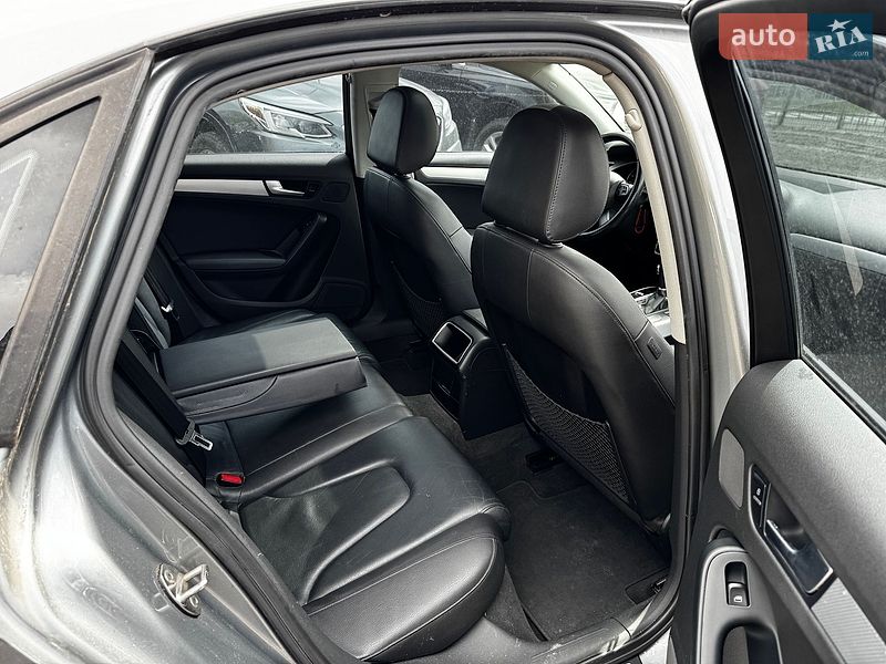 Седан Audi A4 2009 в Києві