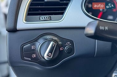 Седан Audi A4 2015 в Рівному